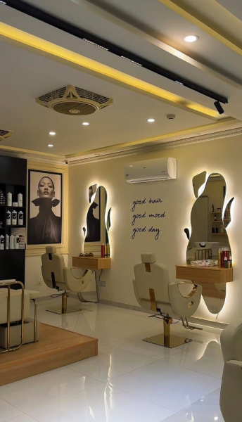 Me Makeup & Hair Studio Gallery Image 4